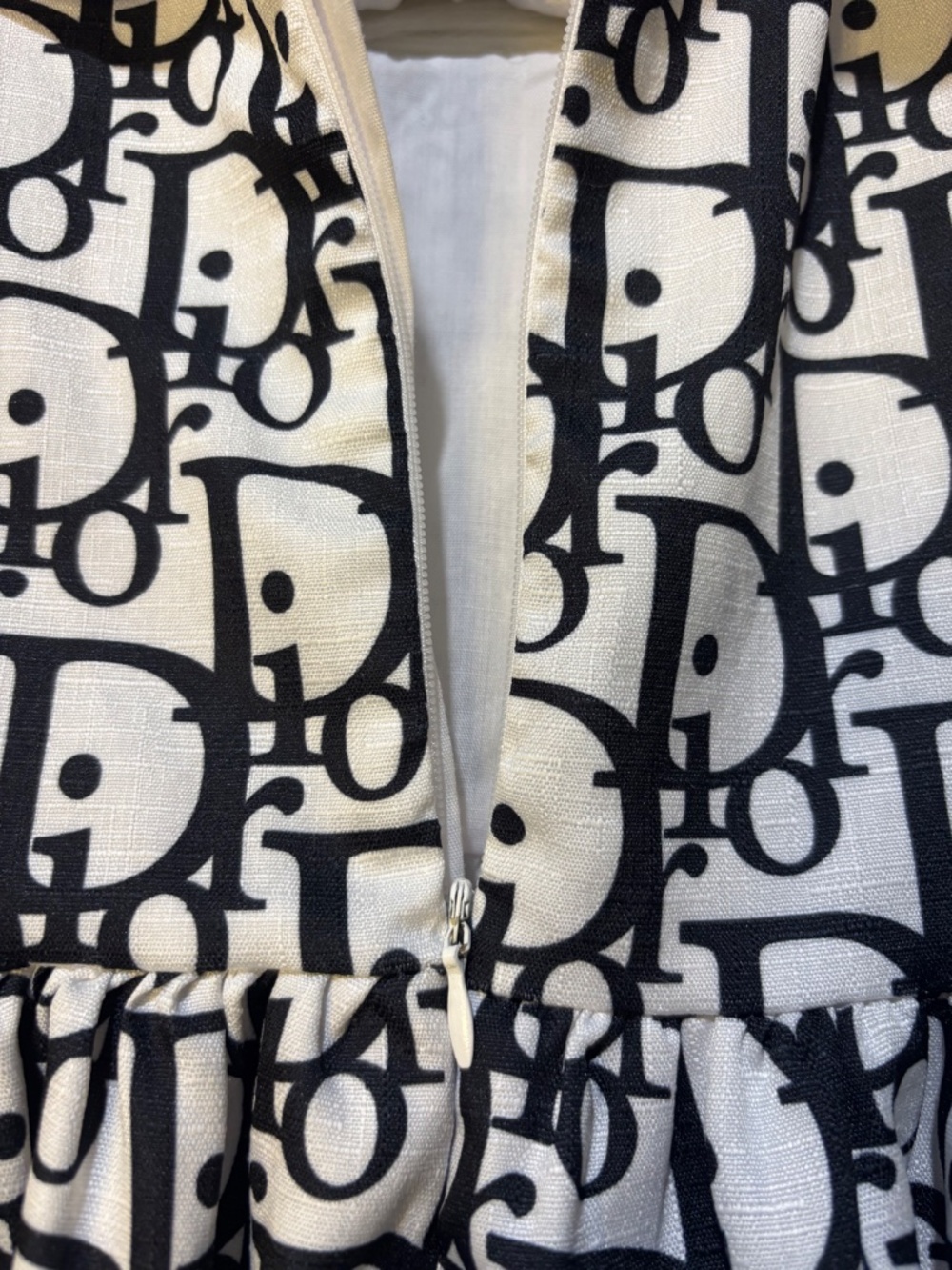 Rare! [Baby Dior] EUC Black White Short Sleeve Toddler Party Dress | 36 · 2T - Picture 8 of 13
